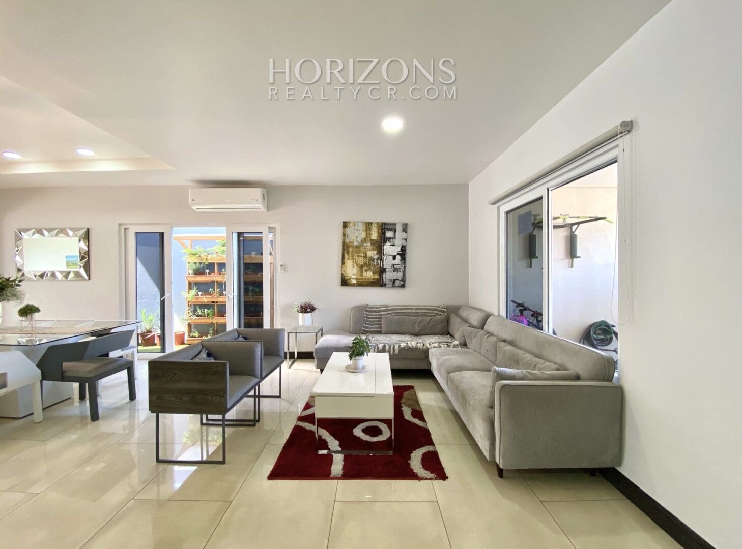 Se Alquila Casa en Condominio Río Palma Linea Blanca Guachipelin Escazu de 3 Habitaciones Acabados de Lujo Nja928