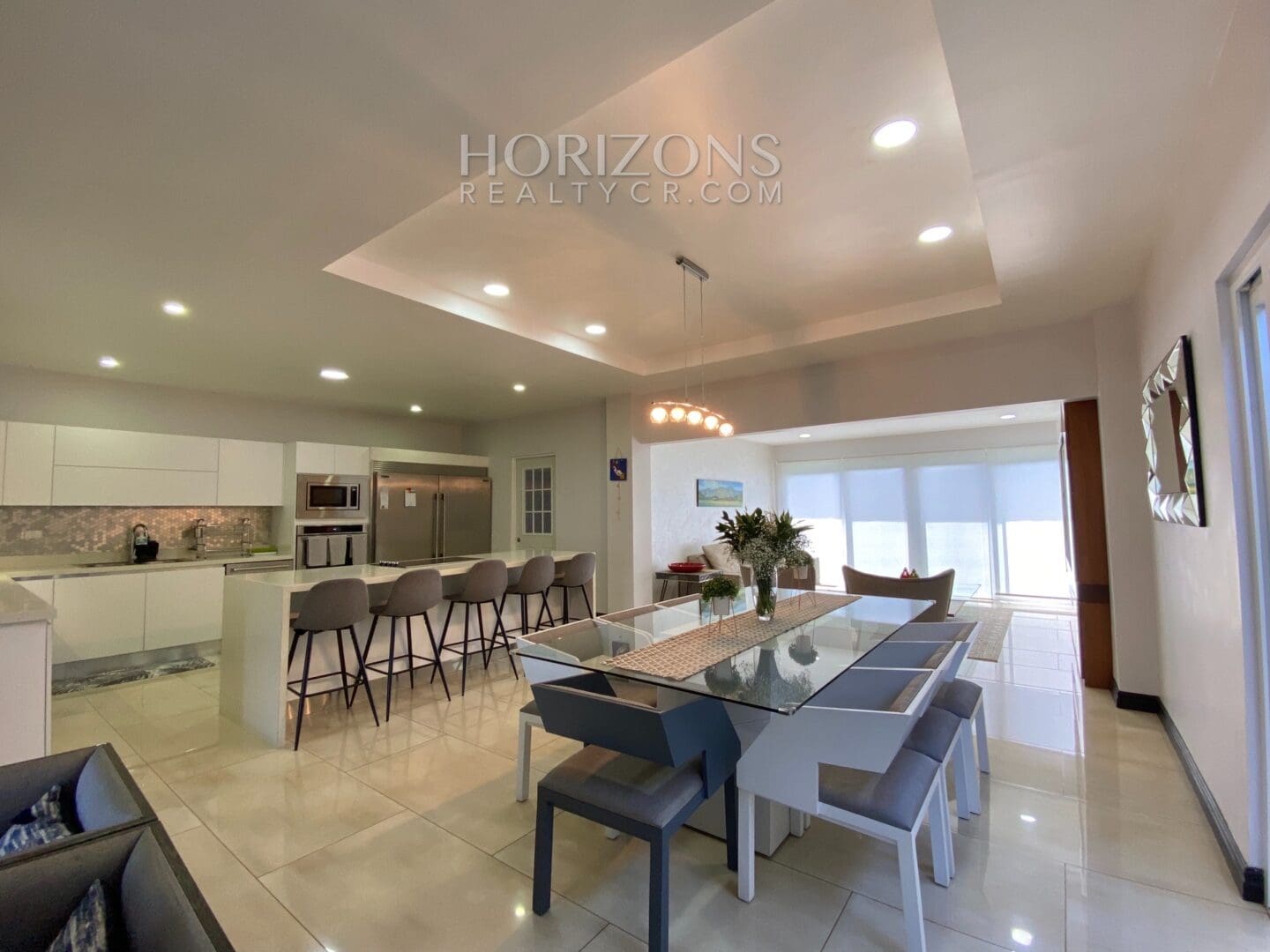 Se Alquila Casa en Condominio Río Palma Linea Blanca Guachipelin Escazu de 3 Habitaciones Acabados de Lujo Nja928