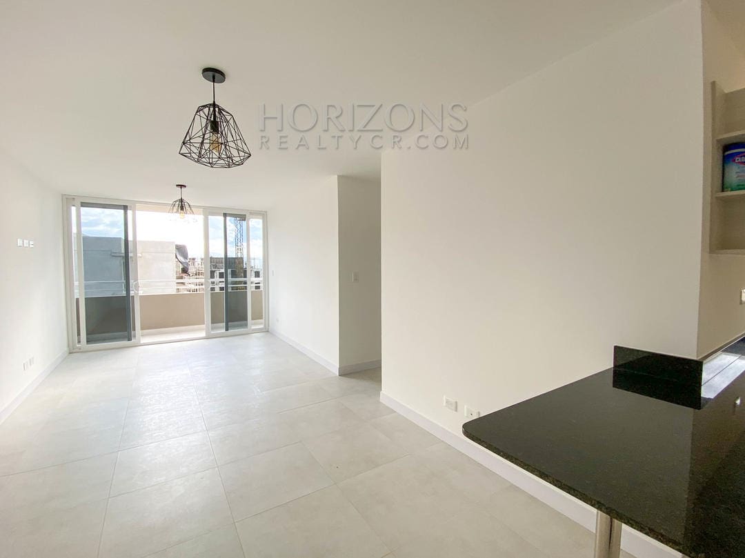 SE ALQUILA APARTAMENTO EN MONTE ALTO PISO 7 CURRIDABAT 3 HABITACIONES 2 PARQUEOS Y HERMOSAS VISTA nja933