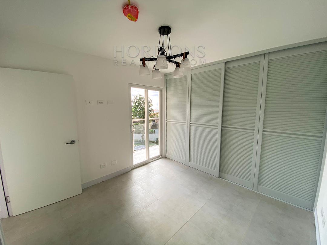 SE ALQUILA APARTAMENTO EN MONTE ALTO PISO 7 CURRIDABAT 3 HABITACIONES 2 PARQUEOS Y HERMOSAS VISTA nja933