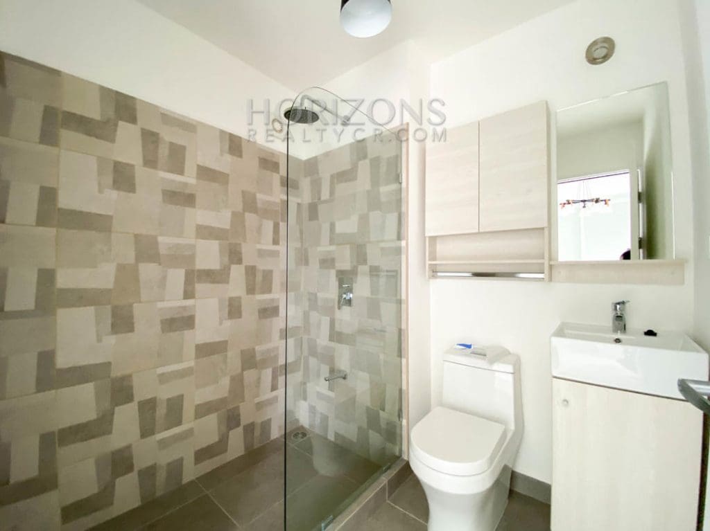 SE ALQUILA APARTAMENTO EN MONTE ALTO PISO 7 CURRIDABAT 3 HABITACIONES 2 PARQUEOS Y HERMOSAS VISTA nja933