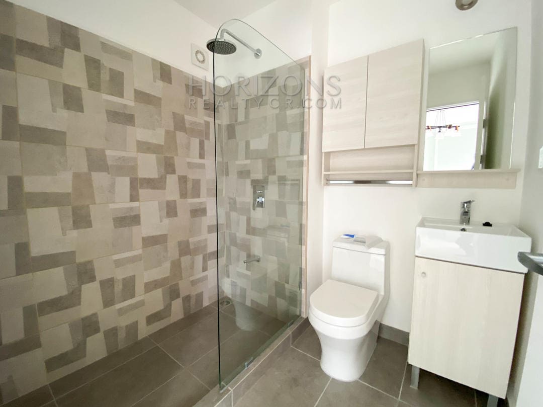 SE ALQUILA APARTAMENTO EN MONTE ALTO PISO 7 CURRIDABAT 3 HABITACIONES 2 PARQUEOS Y HERMOSAS VISTA nja933