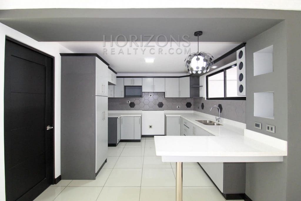 CASA PARA ESTRENAR CONCEPCION TRES RIOS 3 HABITACIONES / PATIO noj614