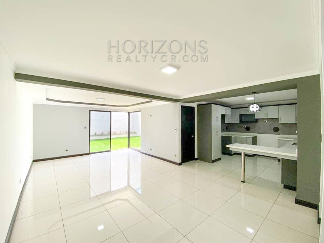 CASA PARA ESTRENAR CONCEPCION TRES RIOS 3 HABITACIONES / PATIO noj614