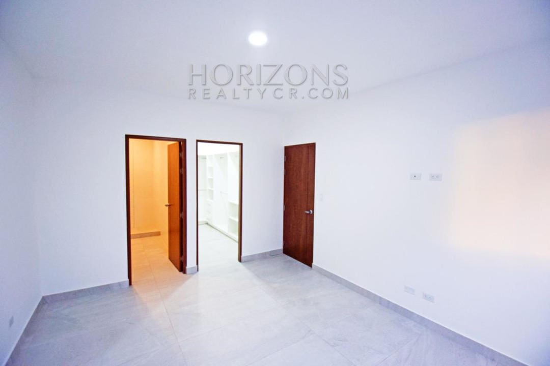 ALQUILER APARTAMENTO ROHRMOSER 2 HABITACIONES / AMPLIO noj626
