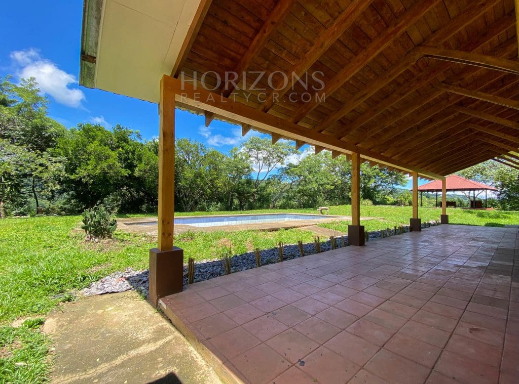 VENTA DE QUINTA EN CIUDAD COLON 3760m2 CON HERMOSA VISTA nja938