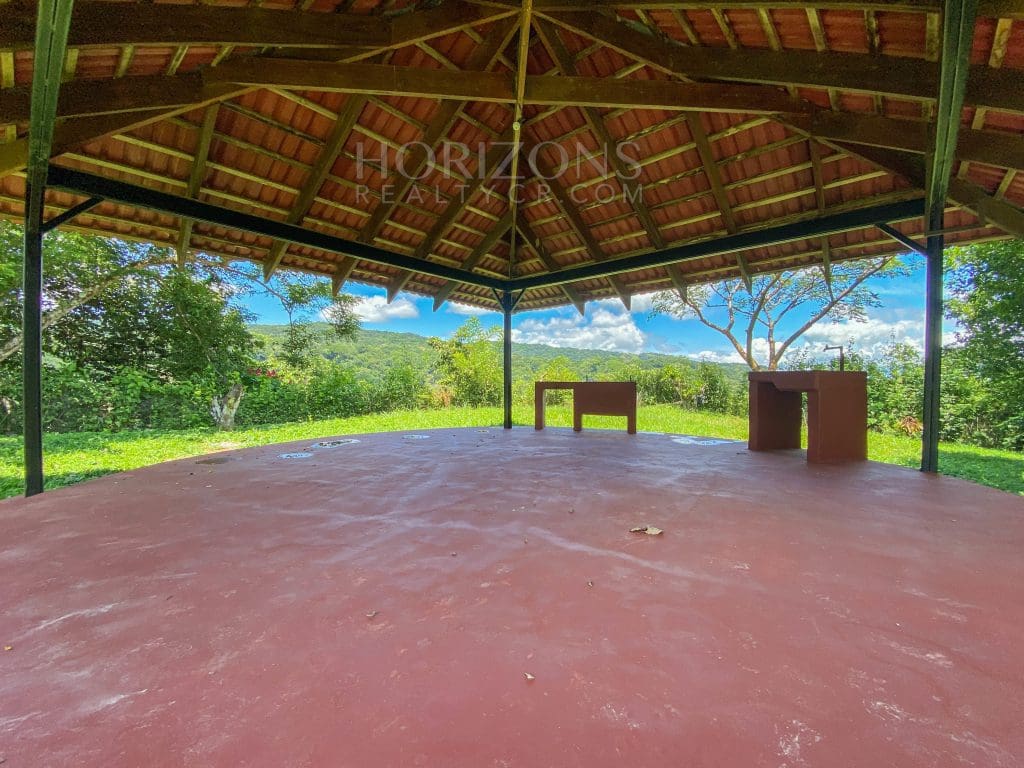 VENTA DE QUINTA EN CIUDAD COLON 3760m2 CON HERMOSA VISTA nja938
