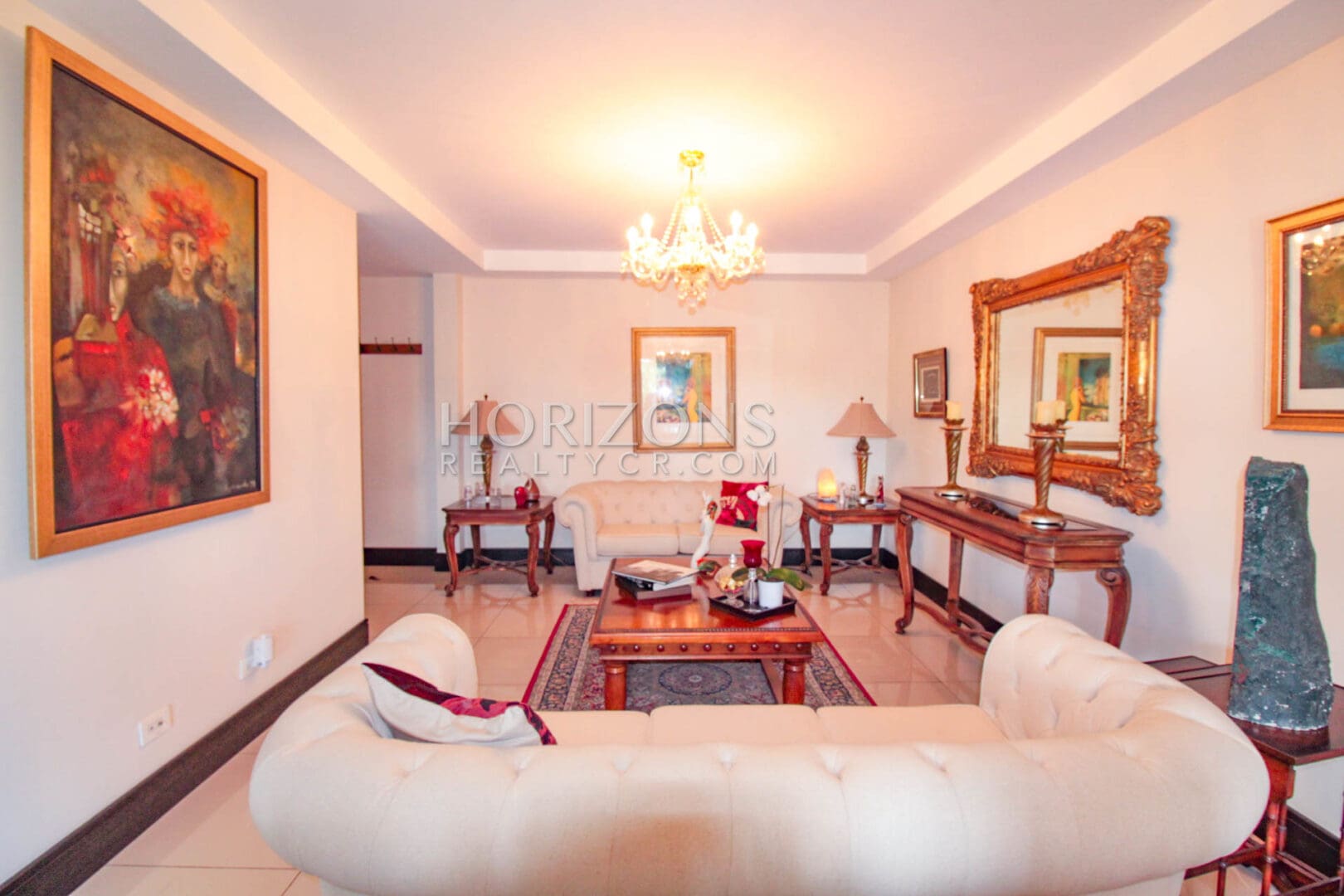 APARTAMENTO EN VENTA 3 HAB CON PATIO CONDOMINIO BRASIL SANTA ANA njv35
