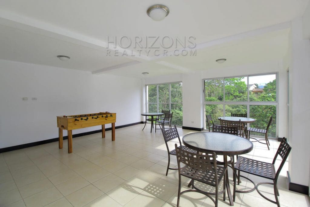 SE ALQUILA APARTAMENTO AMUEBLADO EN CURRIDABAT 3 HABITACIONES VISTA  A LAS MONTAÑAS noj742