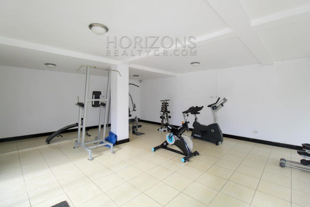 SE ALQUILA APARTAMENTO AMUEBLADO EN CURRIDABAT 3 HABITACIONES VISTA  A LAS MONTAÑAS noj742