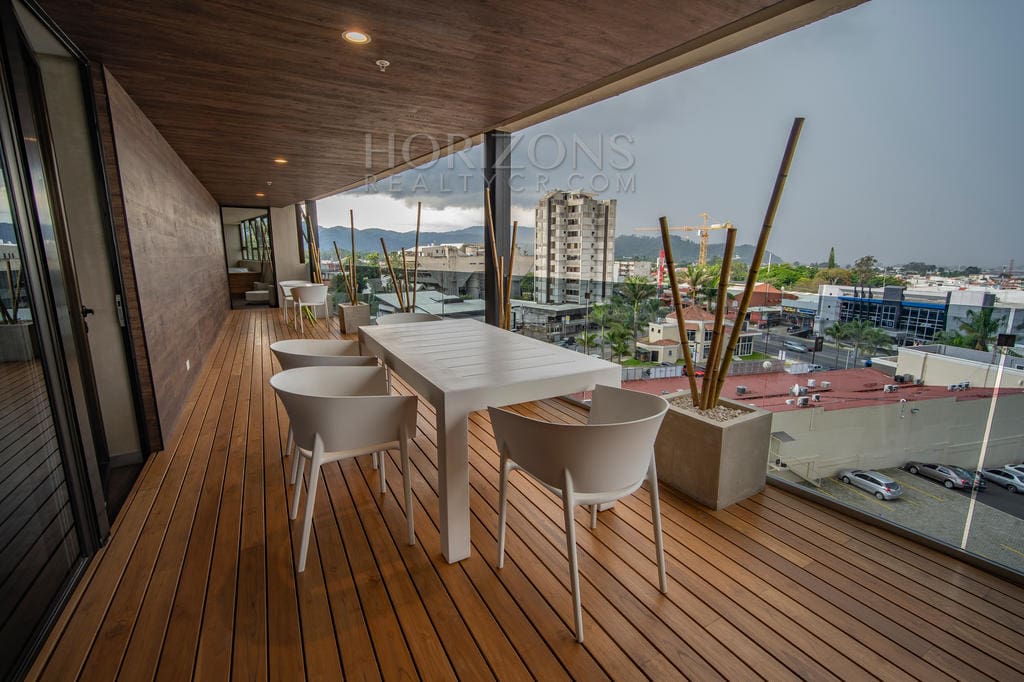 ¡En Venta! Impresionante Apartamento en Piso 19 Con Vistas Panorámicas y acabados de lujo nja1104