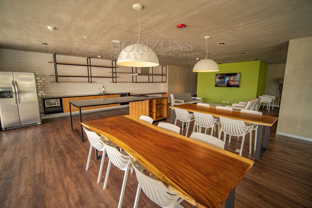 ¡En Venta! Impresionante Apartamento en Piso 19 Con Vistas Panorámicas y acabados de lujo nja1104