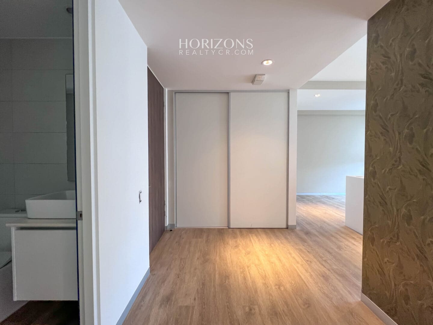 ¡En Venta! Impresionante Apartamento en Piso 19 Con Vistas Panorámicas y acabados de lujo nja1104