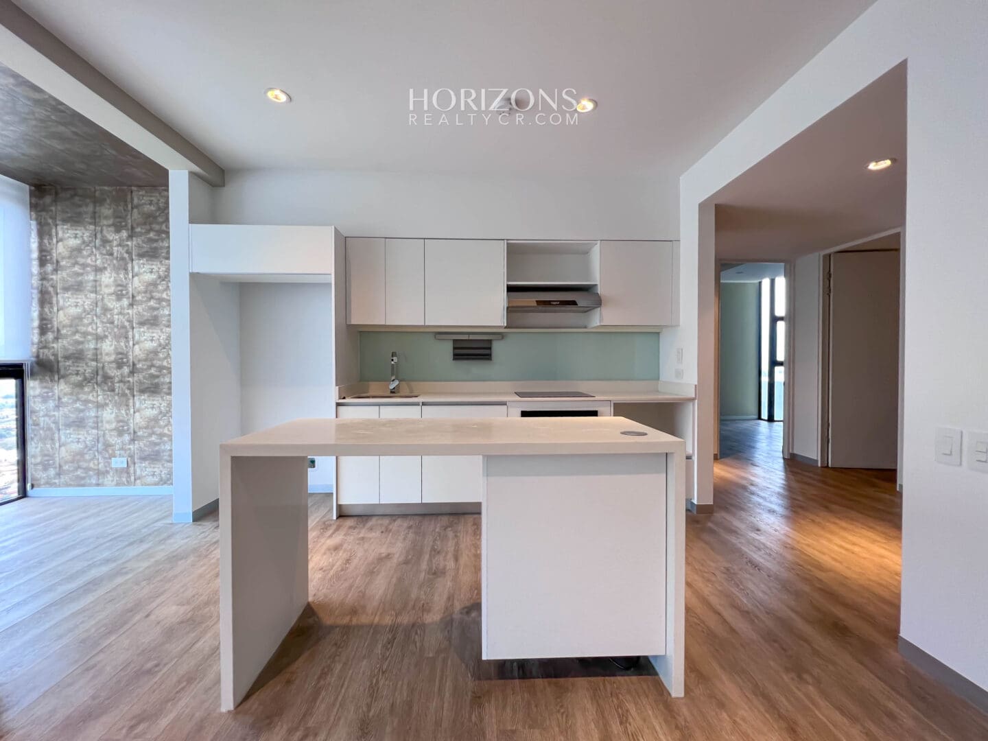 ¡En Venta! Impresionante Apartamento en Piso 19 Con Vistas Panorámicas y acabados de lujo nja1104