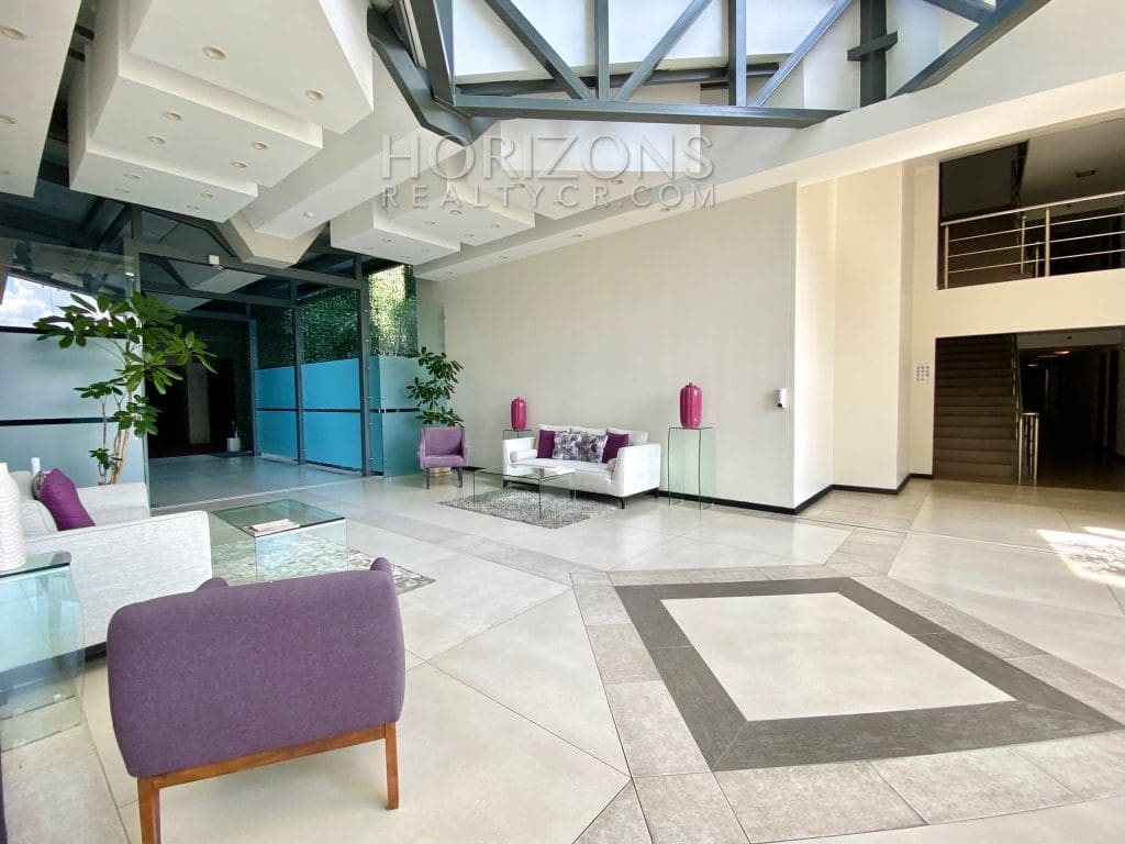 Se Alquila Apartamento en Torre Paradisus, Rohrmoser 3 Habitaciones y Vista a la Naturaleza nja950