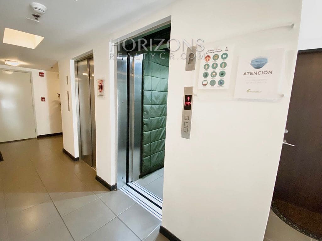 Se Alquila Apartamento en Torre Paradisus, Rohrmoser 3 Habitaciones y Vista a la Naturaleza nja950