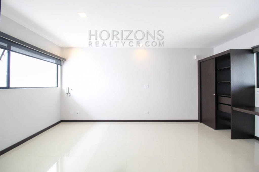 Se Alquila Casa En Curridabat 2 Habitaciones, Plaza del Sol  noj654