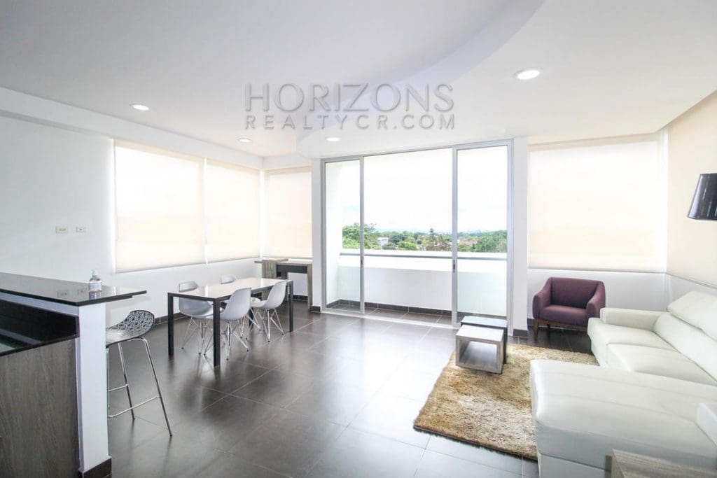 Se Alquila Apartamento con Patio en Curridabat 2 Habitaciones + Linea Blanca noj686