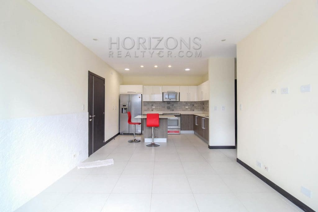 Se Alquila Apartamento Con Patio En Curridabat 2 Habitaciones + Linea Blanca Noj686