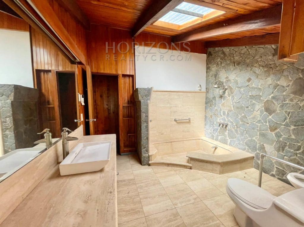 CASA PARA OFICINAS EN LOS YOSES 350m2 nja954