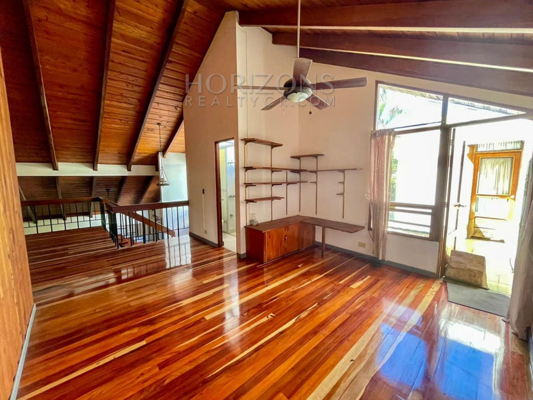CASA PARA OFICINAS EN LOS YOSES 350m2 nja954