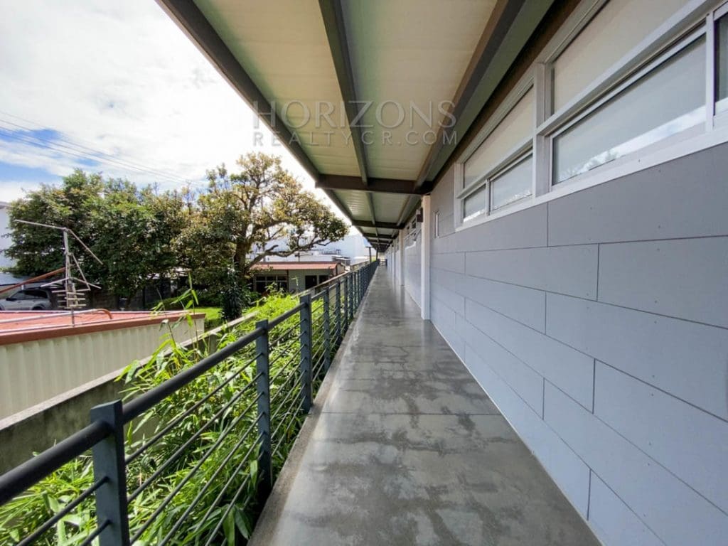 SE ALQUILA OFICINA CORPORATIVA 206m2 EN ALAJUELA njr04