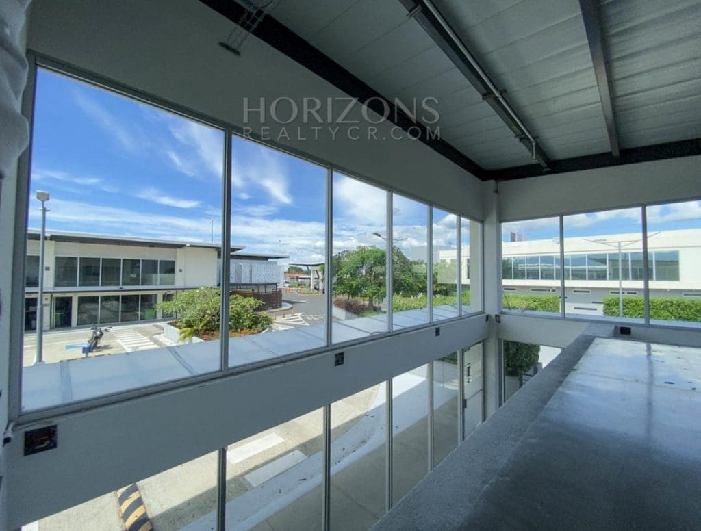 SE ALQUILA OFICINA CORPORATIVA 206m2 EN ALAJUELA njr04