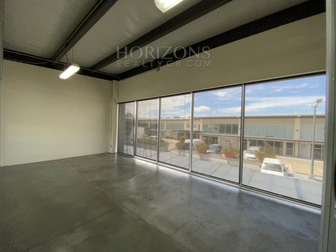 SE ALQUILA OFICINA CORPORATIVA  115m2  EN ALAJUELA njr08