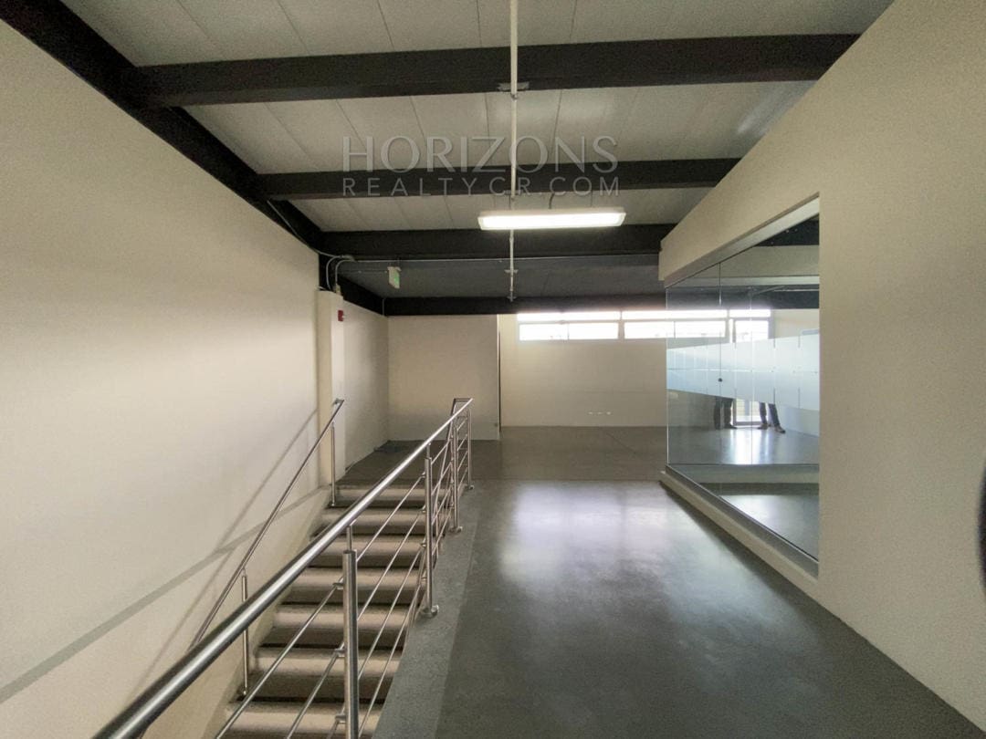 SE ALQUILA OFICINA CORPORATIVA  115m2  EN ALAJUELA njr08