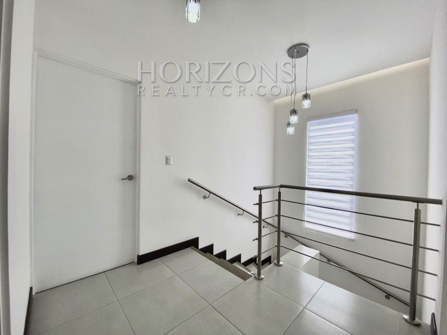 SE VENDE CASA EN CONDOMINIO VIBRE CURRIDABATMODERNA nja959