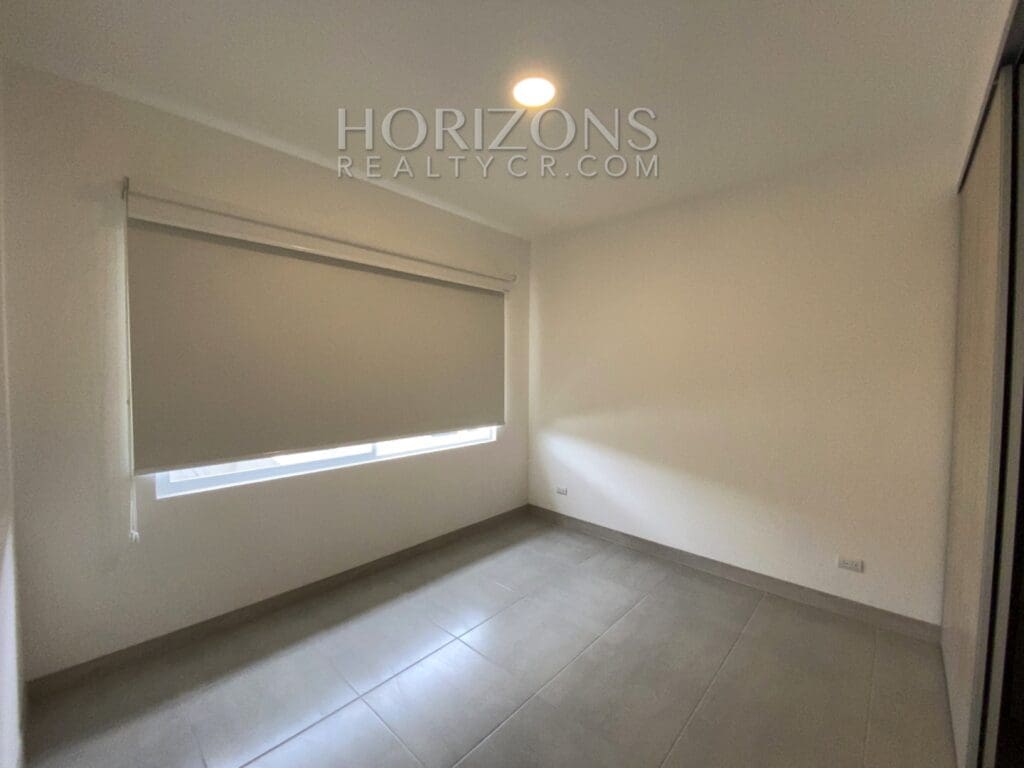 SE ALQUILA CASA PARA ESTRENAR EN LA RIBERA BELEN 3 HABITACIONES CONDOMINIO CON AMENIDADES DE PRIMERA njr13