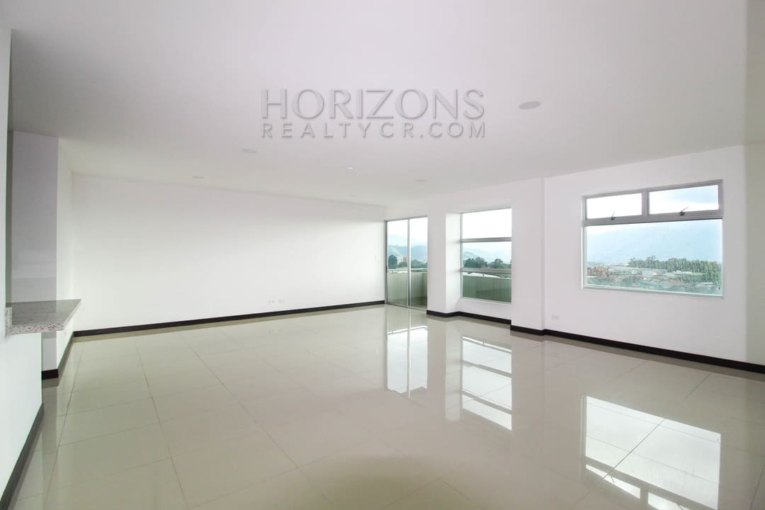 APARTAMENTO CON HERMOSA VISTA EN CURRIDABAT 2 HABITACIONES SE ALQUILA noj721