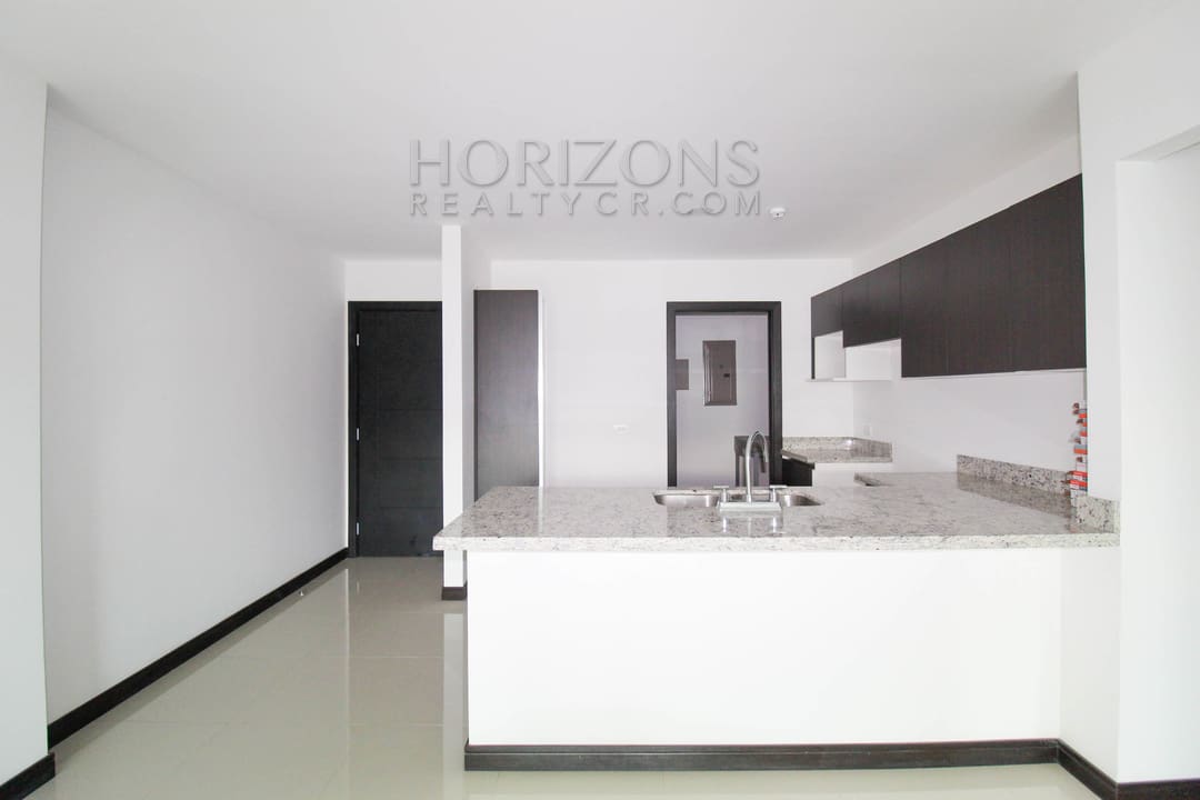 SE ALQUILA APARTAMENTO EN CURRIDABAT 2 HABITACIONES 2km DE LA U LATINA noj728