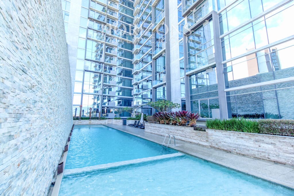 Alquiler De Apartamento Hermosa Vista En Condominio Rohrmoser Njv104