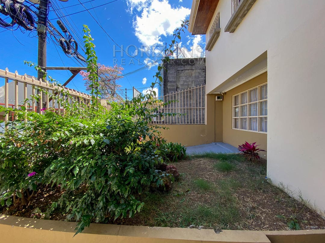 Se Alquila Casa en Rohrmoser 420m2 Terreno Amplia nja970