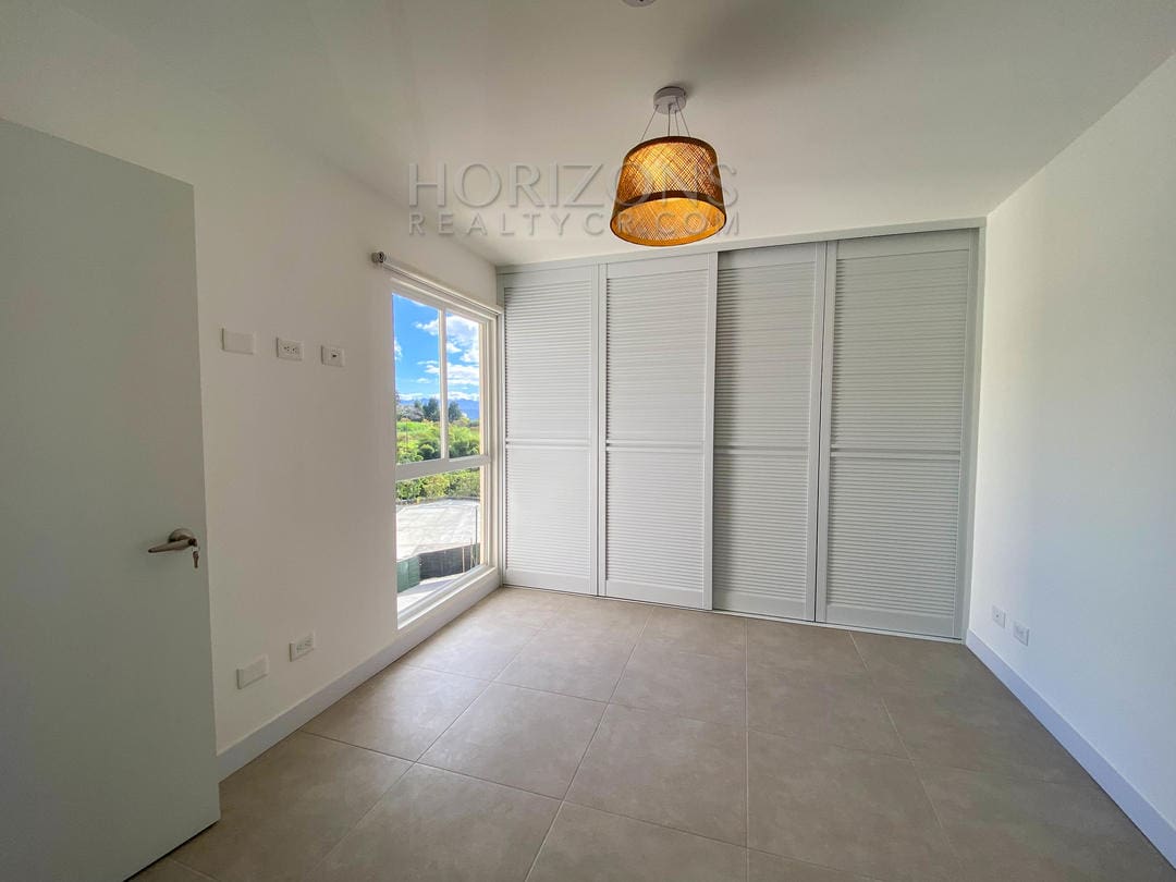 SE ALQUILA APARTAMENTO EN MONTE ALTO CURRIDABAT 3 HABITACIONES Y HERMOSAS VISTA nja969