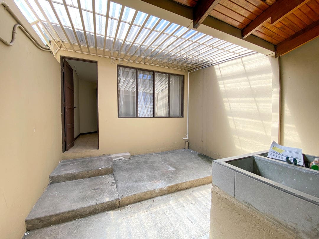Se Alquila Casa en Rohrmoser 420m2 Terreno Amplia nja970