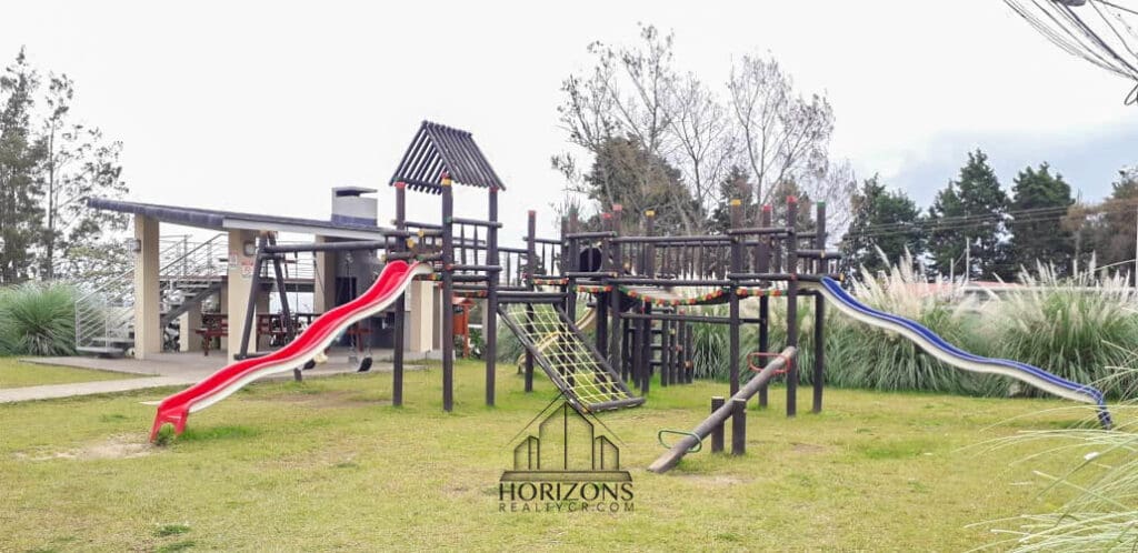 Se vende casa en Condominio Valle Alto MODELO GRANDe ¡Vista al Valle! nja1218