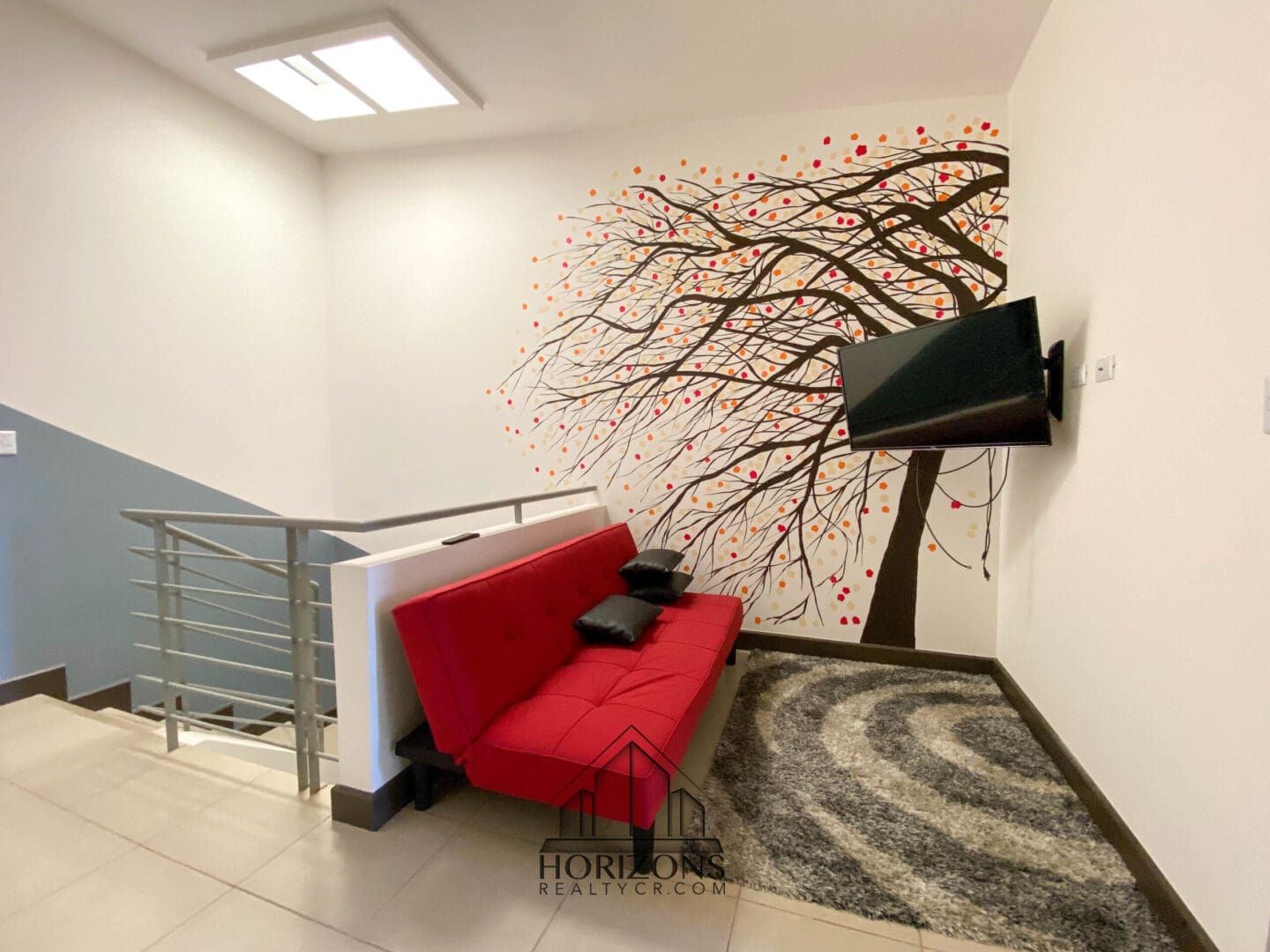 SE ALQUILA CASA AMUEBLADA EN CONDOMINIO CON PATIO nja977