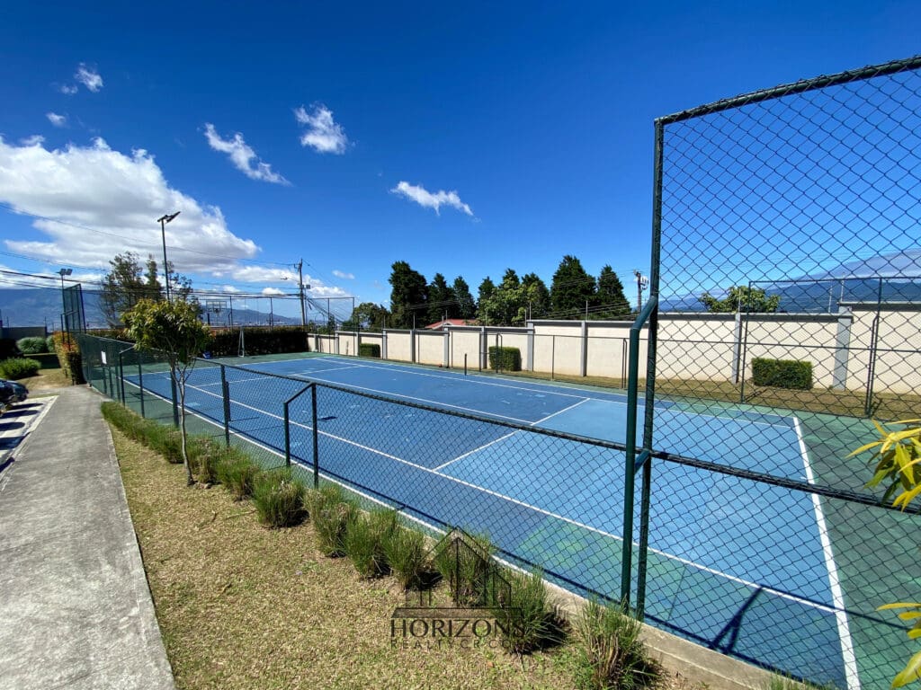 Se vende casa en Condominio Valle Alto MODELO GRANDe ¡Vista al Valle! nja1218
