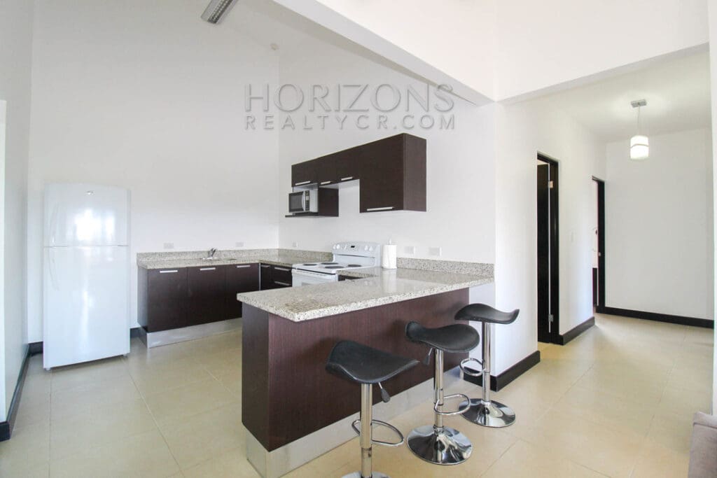 SE ALQUILA APARTAMENTO AMUEBLADO EN CURRIDABAT 3 HABITACIONES VISTA  A LAS MONTAÑAS noj742
