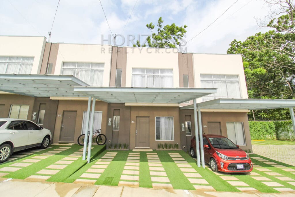 Se Alquila Casa Con Terraza En Sabanilla 2 Habitaciones Amenidades Noj766