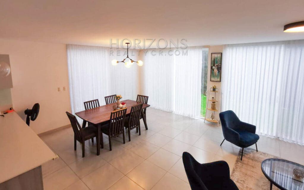 SE ALQUILA CASA AMUEBLADA EN CONDOMINIO LA RIBERA BELEN njr29