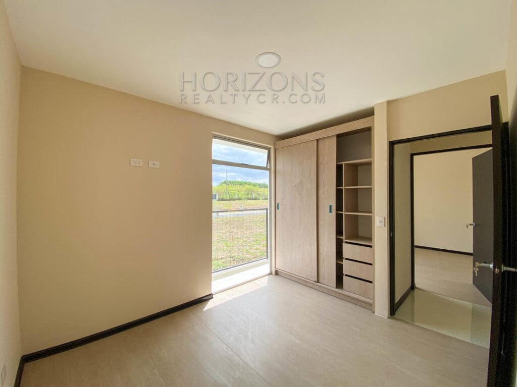 CASA EN CONDOMINIO P. ESTRENAR EN SAN RAFAEL ALAJUELA FACIL ACCESO A RUTA 27 njr23