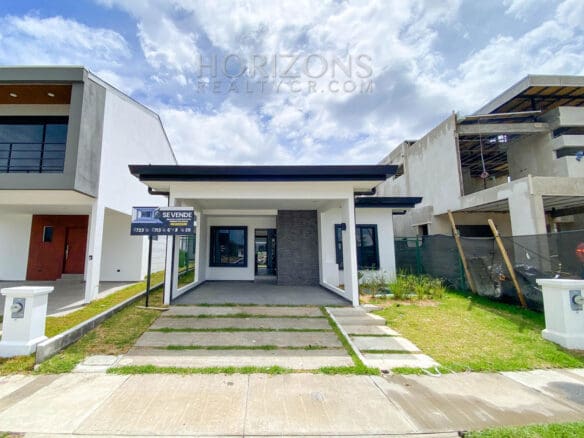 Casa 1 Planta En Condominio P. Estrenar En San Rafael Alajuela Facil Acceso A Ruta 27 Njr25