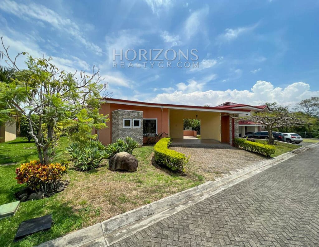 Venta De Casa De 1 Nivel 500.36M2 En Condominio Santa Ana Njv119