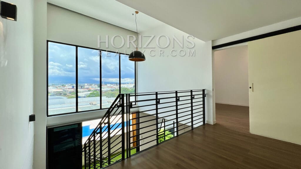 Luxury Penthouse en Escazu Village nja982
