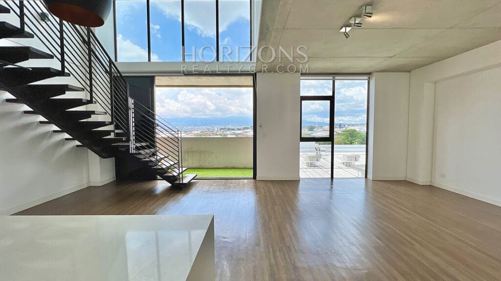 Luxury Penthouse en Escazu Village nja982