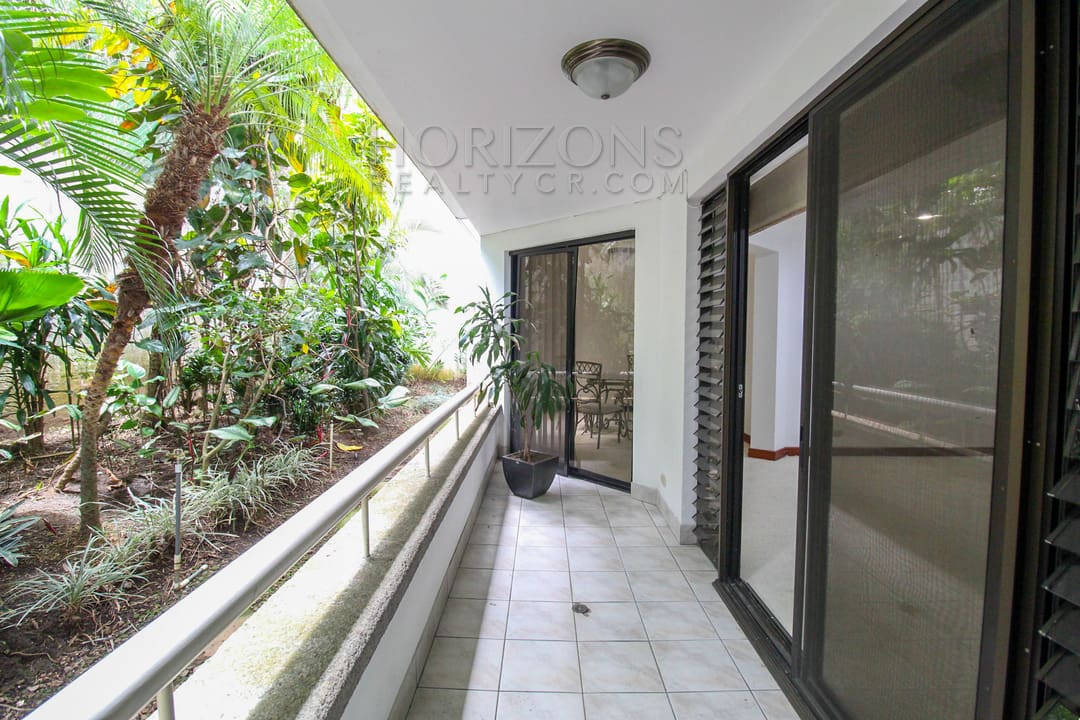 SE ALQUILA APARTAMENTO SEMIAMUBLADO EN CURRIDABAT 3 HABITACIONES / PLAZA DEL SOL noj777