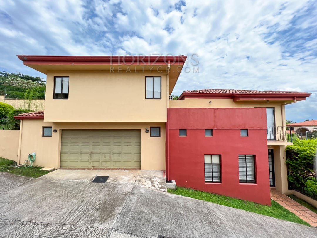 Se Vende Casa Para Inversion Guachipelín 3 Habitaciones nja987